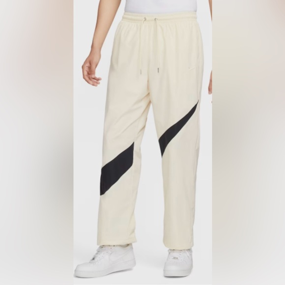 Nike Swoosh Men’s Woven Pants Coconut Milk/ Black Sz Medium